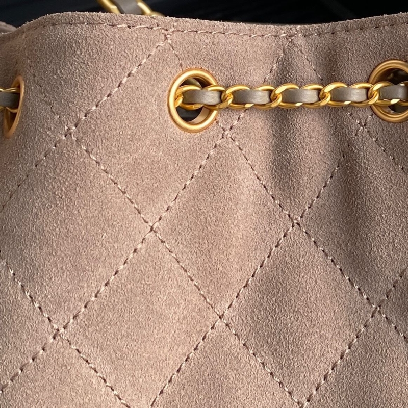 Ch**el bucket bags